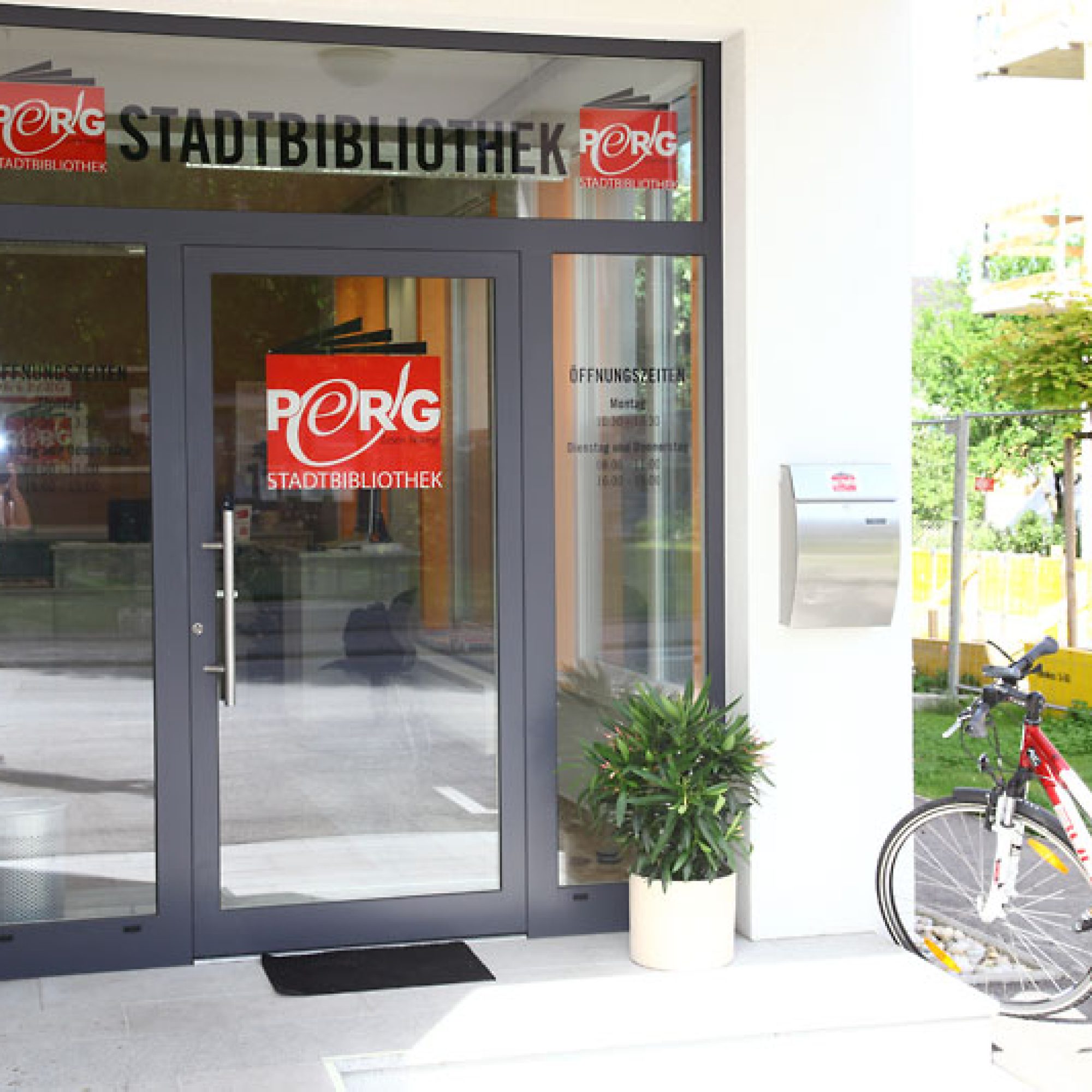 Eröffnungsfeier: Neuer Standort für Stadtbücherei