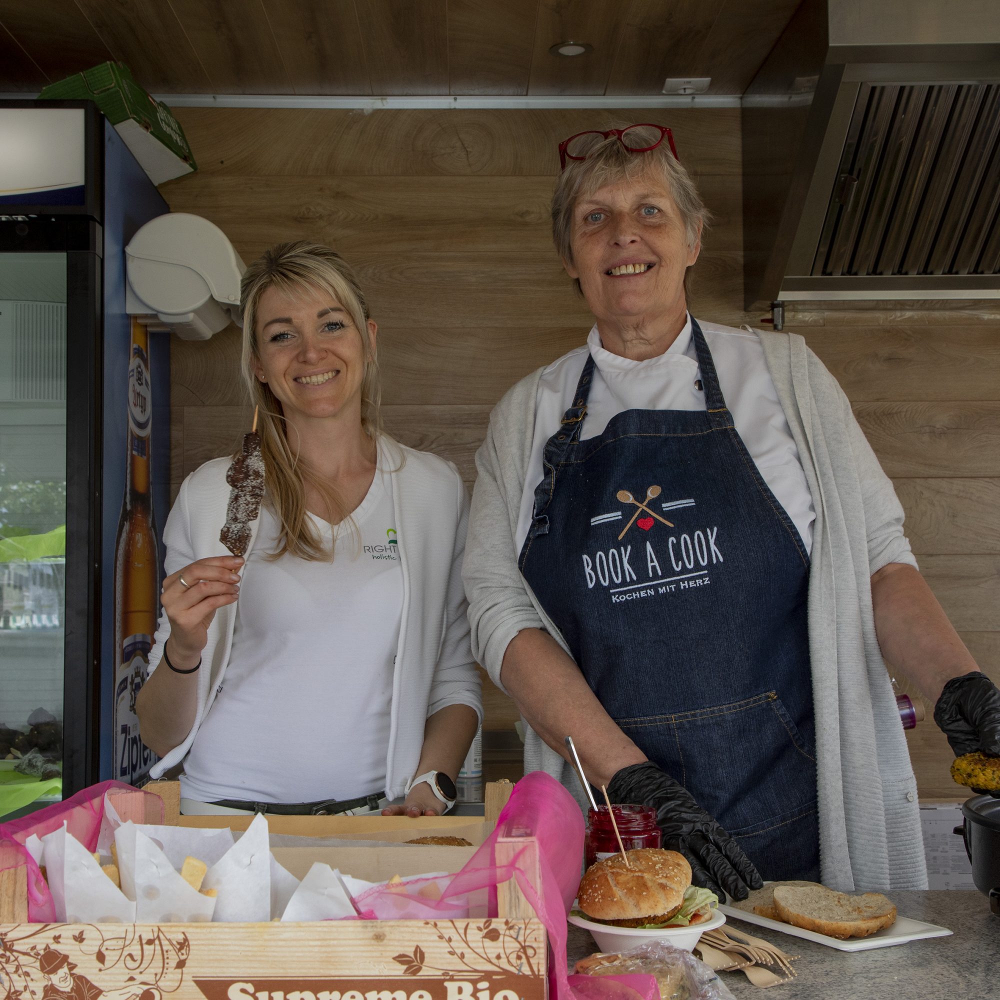 Perger Wochenmarkt – RIGHT WAY